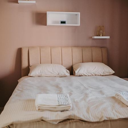 Prenociste Park Bed & Breakfast Modrica Exterior foto