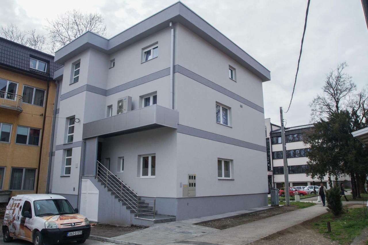 Prenociste Park Bed & Breakfast Modrica Exterior foto